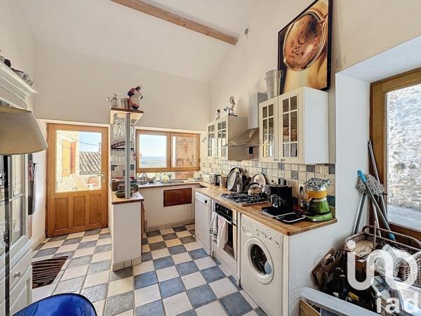 Maison rustique 13 pièces de 335 m² à Vinezac (07110)