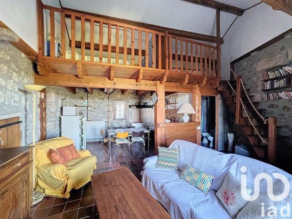 Maison rustique 13 pièces de 335 m² à Vinezac (07110)