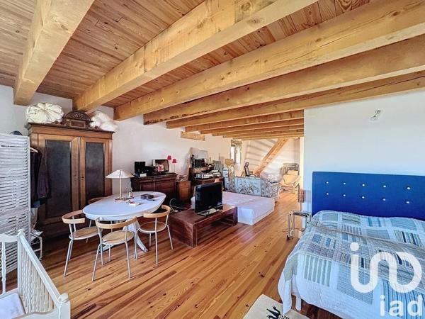 Maison rustique 13 pièces de 335 m² à Vinezac (07110)