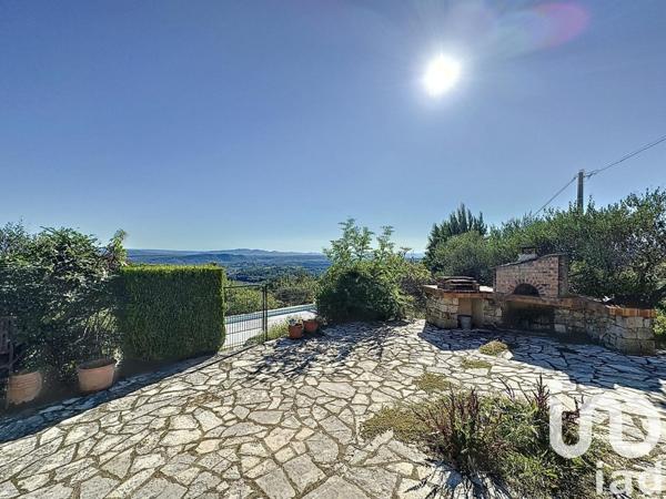 Maison rustique 13 pièces de 335 m² à Vinezac (07110)