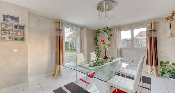 Maison Roissy En Brie 7 pièce(s) 134 m2