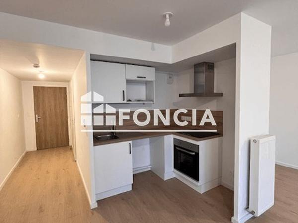 Location Appartement 2 pièces 45.31 m² - Deville-les-rouen 76250