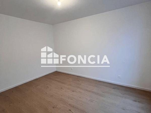 Location Appartement 2 pièces 45.31 m² - Deville-les-rouen 76250