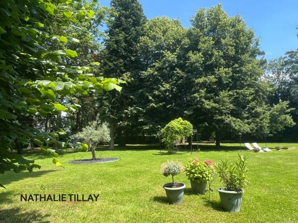 Saint-Jean-le-Blanc, proche Orleans, à vendre, maison de Maitre du XIXème de 423 m² habitables, avec piscine, parc arboré de 4 655 m²