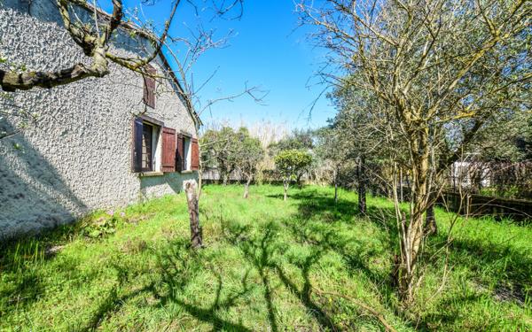 Maison à vendre    5 pièces •  Rochefort-du-Gard