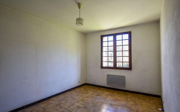 Maison à vendre    5 pièces •  Rochefort-du-Gard