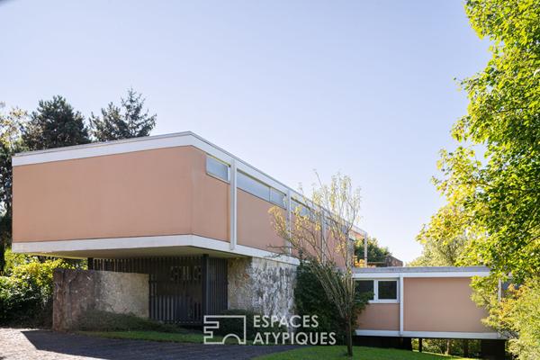 Propriété d’architecte iconique et son parc arboré aux portes des Vosges