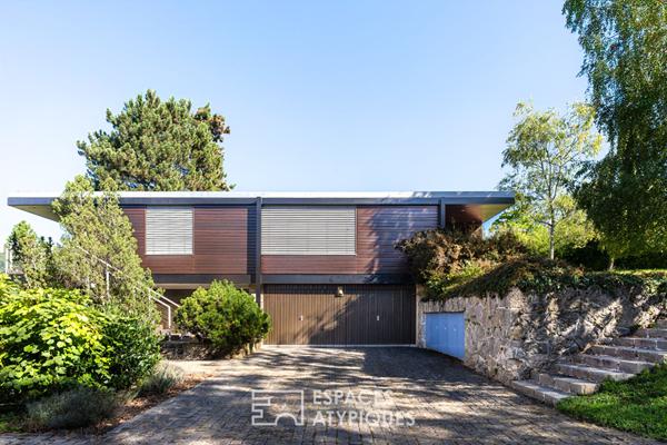 Propriété d’architecte iconique et son parc arboré aux portes des Vosges