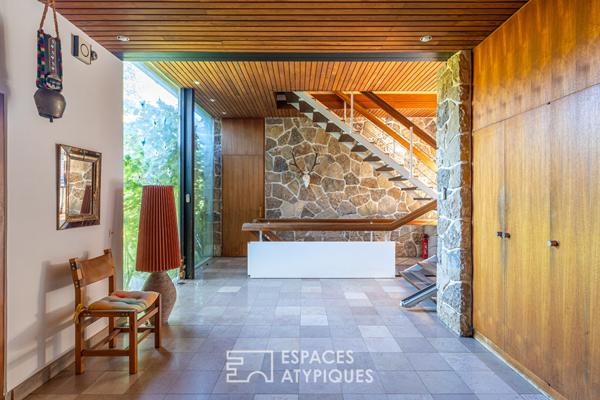 Propriété d’architecte iconique et son parc arboré aux portes des Vosges