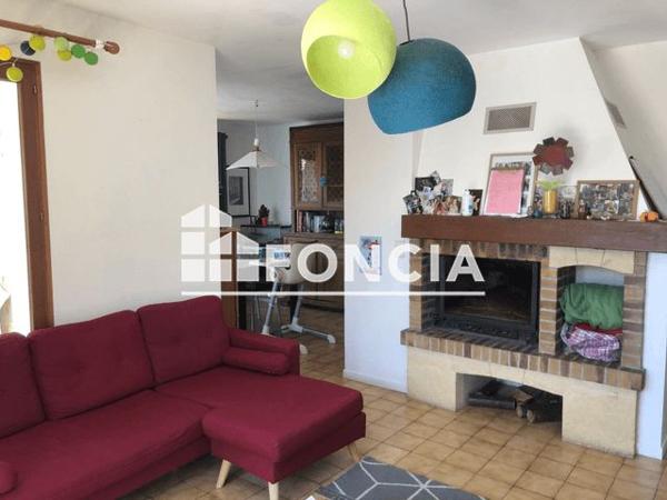 Location Maison 6 pièces 128 m² - 43 RUE CHARLES DARWIN Cahors 46000