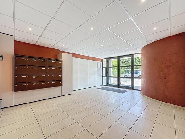 Appartement à vendre 4 pièces SAINT CYR SUR LOIRE (37)