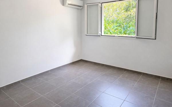 Maison à vendre    4 pièces •  Lamentin