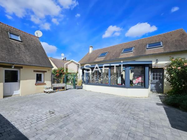 Maison familiale et dépendance aménagée