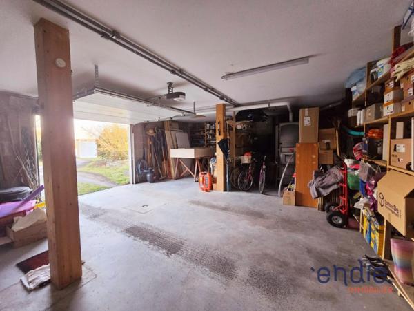 VENTE : maison architèque de 7 pièces (228 m²) à YZEURE