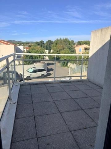 Lumière, calme et du potentiel pour cette superbe maison T3