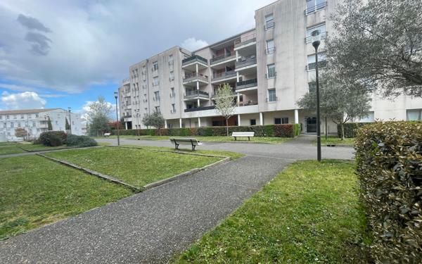 Appartement à vendre    3 pièces • 65,20 m2 Cornebarrieu