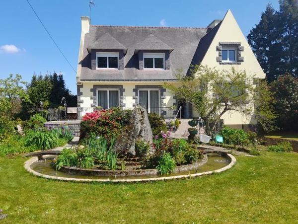 Maison à vendre |  Le Faouët |  7 pièces | 175 m²