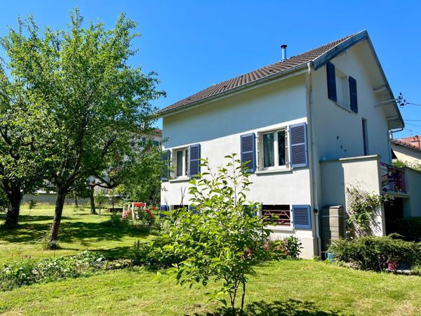 Maison
                                                                                                                                                                                                                                                                                                                        5 pièce(s)                                                                                                                                                                                                          3 chambre(s)                                                                                                                                                                                                          100  m²