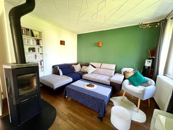 Maison
                                                                                                                                                                                                                                                                                                                        5 pièce(s)                                                                                                                                                                                                          3 chambre(s)                                                                                                                                                                                                          100  m²