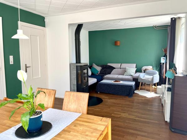 Maison
                                                                                                                                                                                                                                                                                                                        5 pièce(s)                                                                                                                                                                                                          3 chambre(s)                                                                                                                                                                                                          100  m²