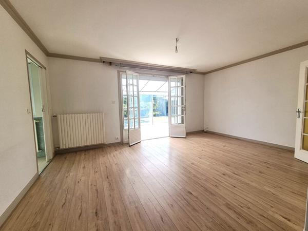 Maison à vendre à Quimperlé - 4 pièces, 3 chambres, jardin