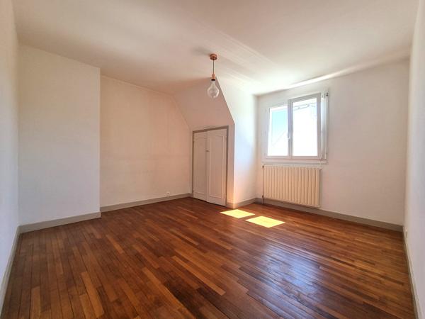 Maison à vendre à Quimperlé - 4 pièces, 3 chambres, jardin