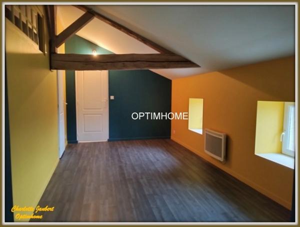 Maison à vendre 8 pièces Proche de MONTMOREAU SAINT CYBARD (16)