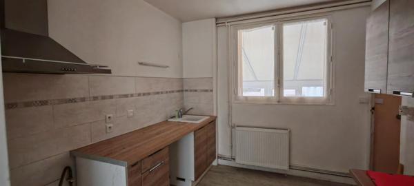 Maison à SAINTES, 17100 - 4 pièces 70m²