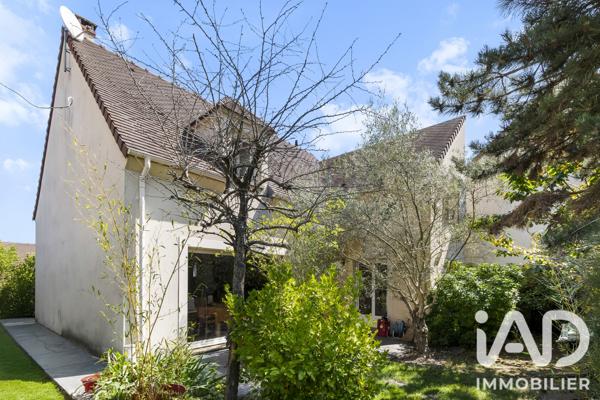 Maison à vendre 7 pièces 197,71 m² Saclay