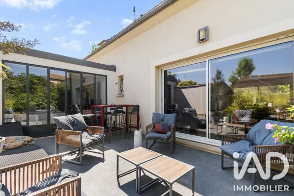Maison à vendre 7 pièces 197,71 m² Saclay