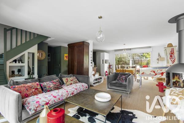 Maison à vendre 7 pièces 197,71 m² Saclay