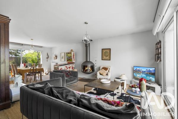 Maison à vendre 7 pièces 197,71 m² Saclay