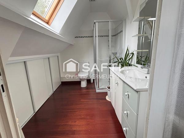 “Maison de charme avec VUE et dépendance”