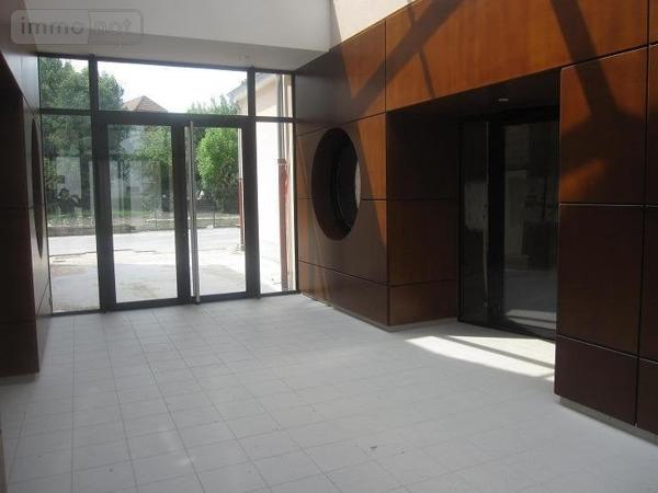 Fonds et/ou murs commerciaux à vendre à Sézanne dans la Marne (51120), ref : 034/565