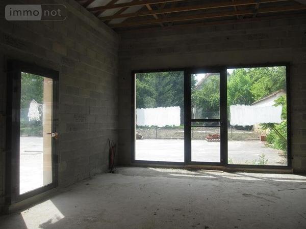 Fonds et/ou murs commerciaux à vendre à Sézanne dans la Marne (51120), ref : 034/565