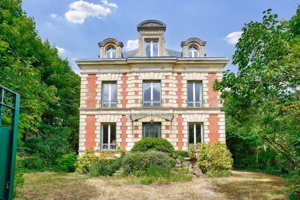 Maison Chatou - HOTEL DE VILLE