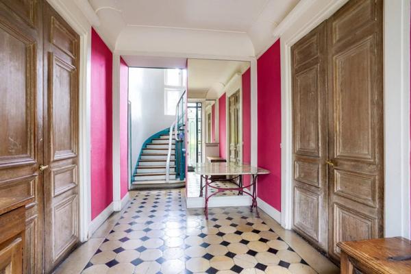 Maison Chatou - HOTEL DE VILLE