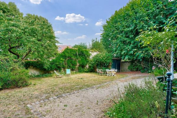 Maison Chatou - HOTEL DE VILLE