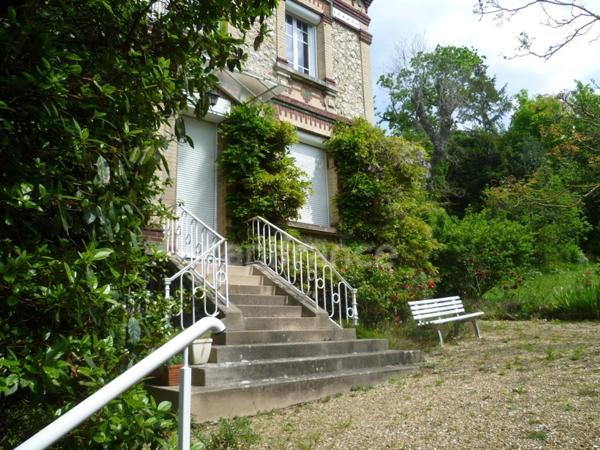 Dpt Seine Maritime (76), à vendre Maison Bourgeoise à Sainte Adresse