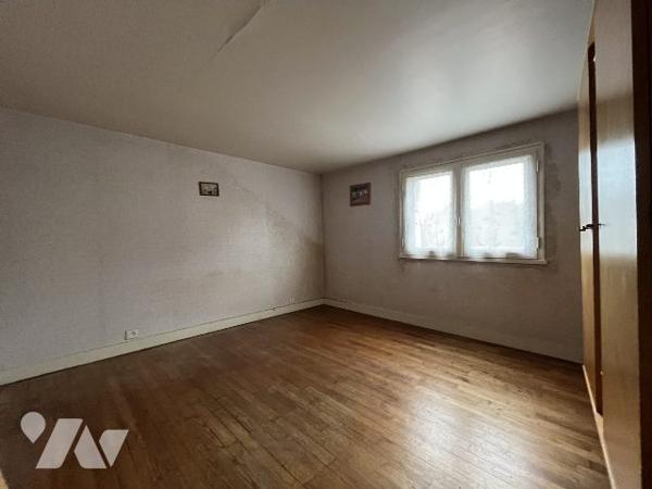 Maison d’habitation mitoyenne des 2 côtés