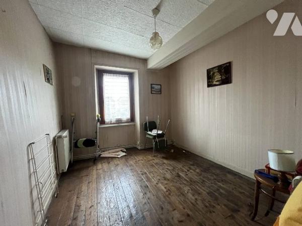 Maison d’habitation mitoyenne des 2 côtés