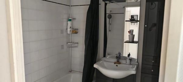 Vente                                                      Appartement
                        
                     2 pièces                      43 m2                     à Malemort