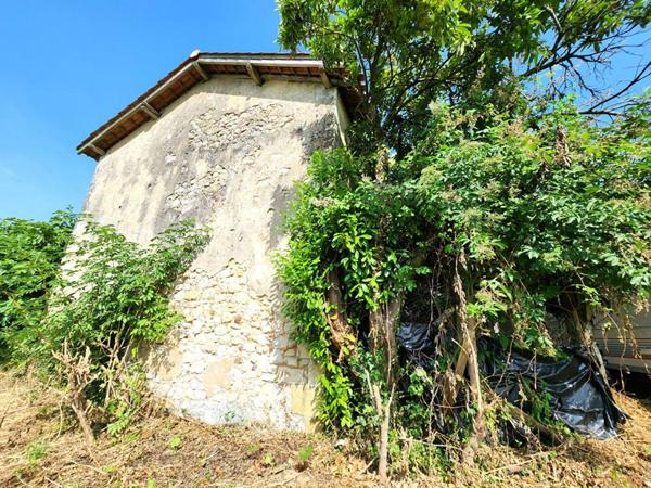 MONTFORT EN CHALOSSE - Grange 150m² - TERRAIN 2900m²