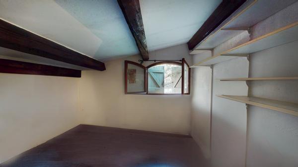 Aubagne (13400) A RENOVER – Maison provençale 4 chambres avec jardin et garage