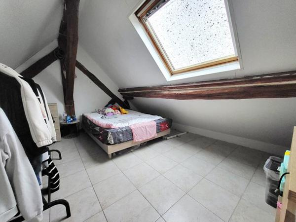 Appartement F2 proche ETAMPES