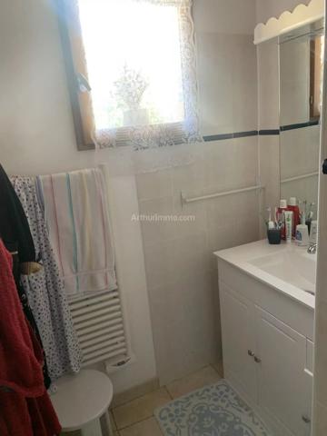 Vente                                                      Maison de village
                        
                     1 pièces                      71 m2                     à La Mure-Argens