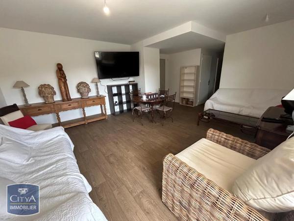 Appartement à louer 2 pièces 58.2m² Périgueux (24000)