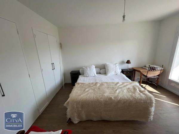 Appartement à louer 2 pièces 58.2m² Périgueux (24000)