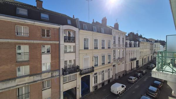 Appartement
                                                                                                                                                                                                                                                                                                                        2 pièce(s)                                                                                                                                                                                                          1 chambre(s)                                                                                                                                                                                                          48  m²