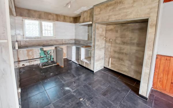 Maison à vendre    11 pièces •  Manosque